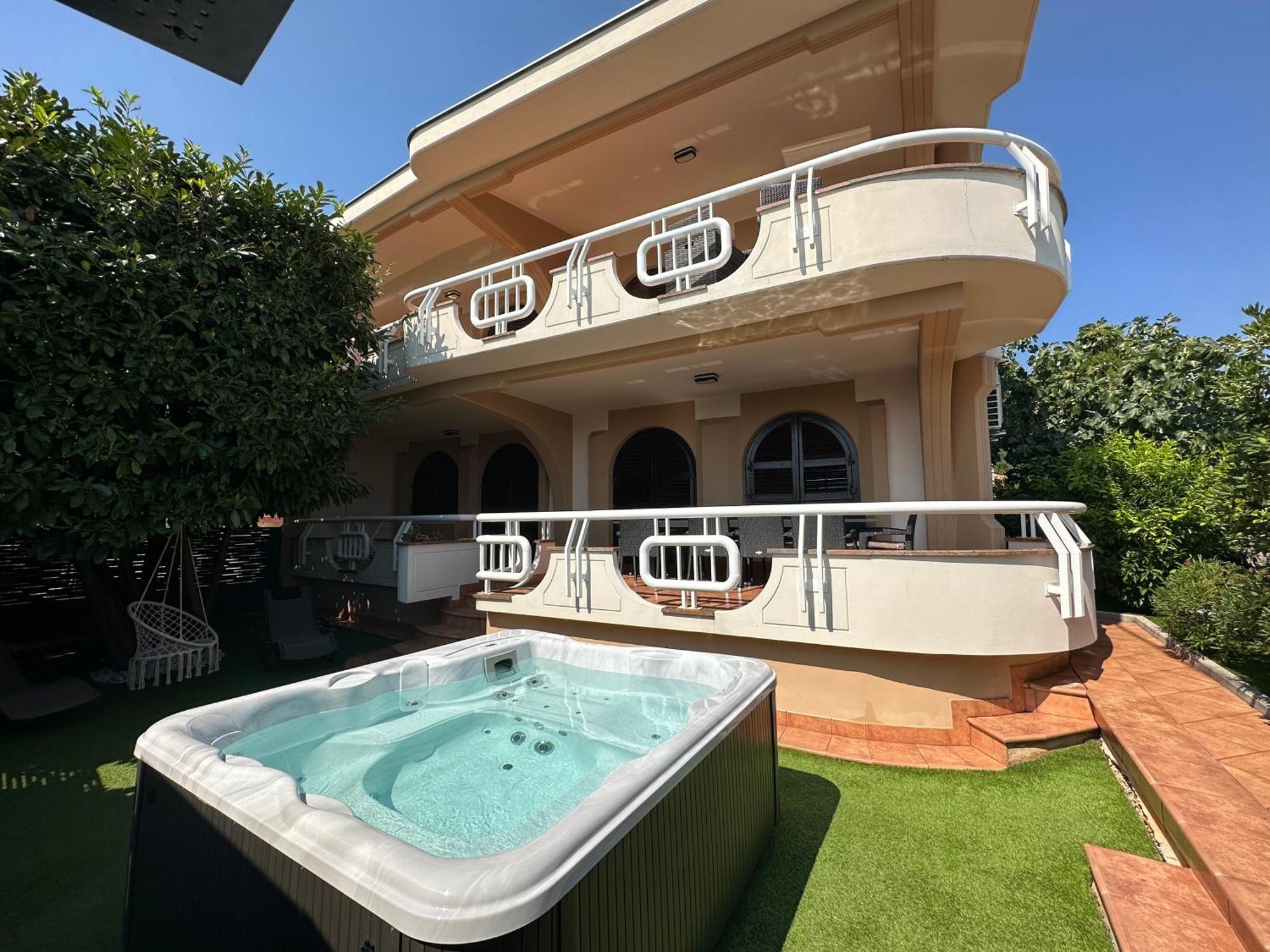Villa Royale Krk คิร์ก ภายนอก รูปภาพ