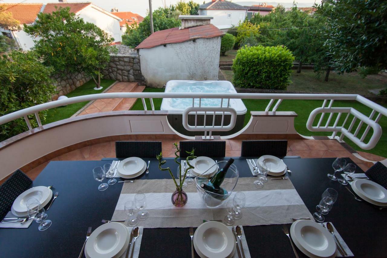 Villa Royale Krk คิร์ก ภายนอก รูปภาพ
